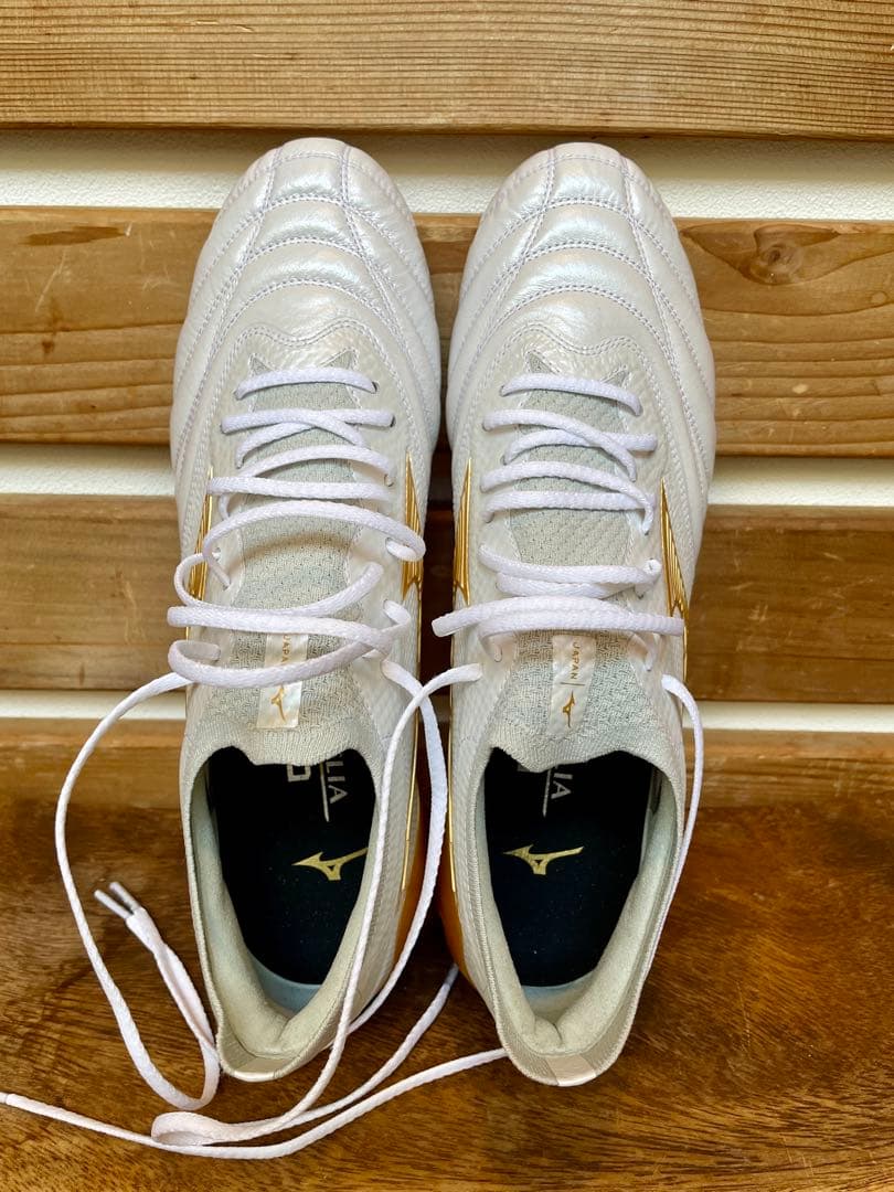 ミズノ モレリア ネオ 4 β JAPAN 27.5cm 元箱 ゼログライド紐付