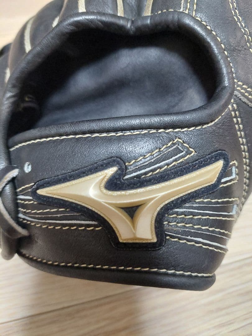 Mizuno 軟式 Global Elite
