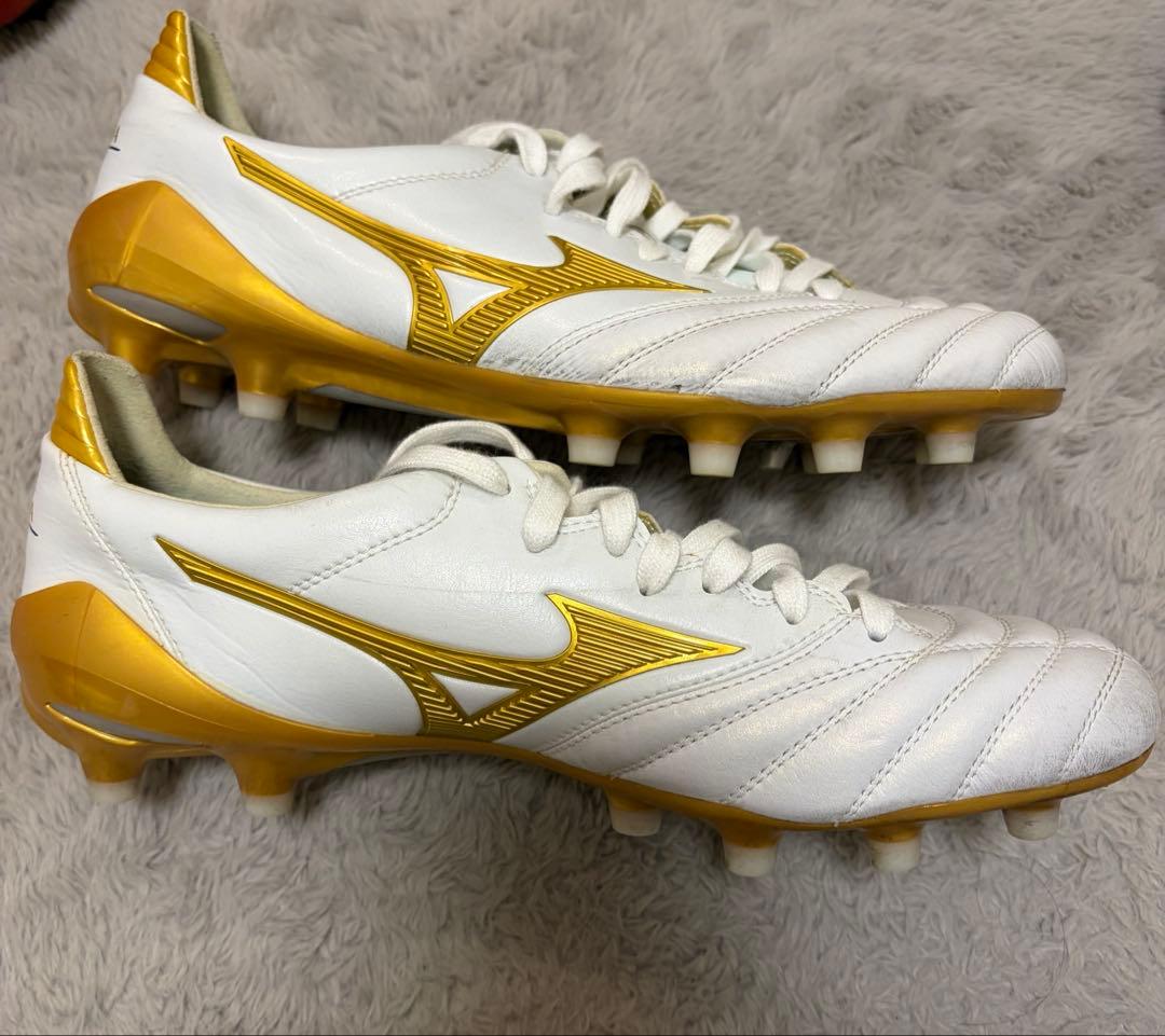 サッカースパイク　ミズノ　モレリアネオ2 ビクトリーゴールド