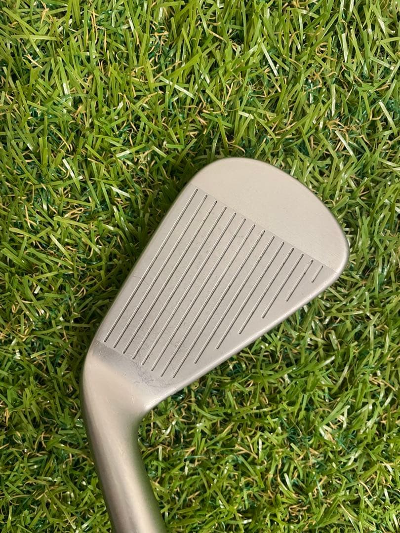 テーラーメイド　P790 7番　単品　アイアン　MCI-80Sカーボンシャフト