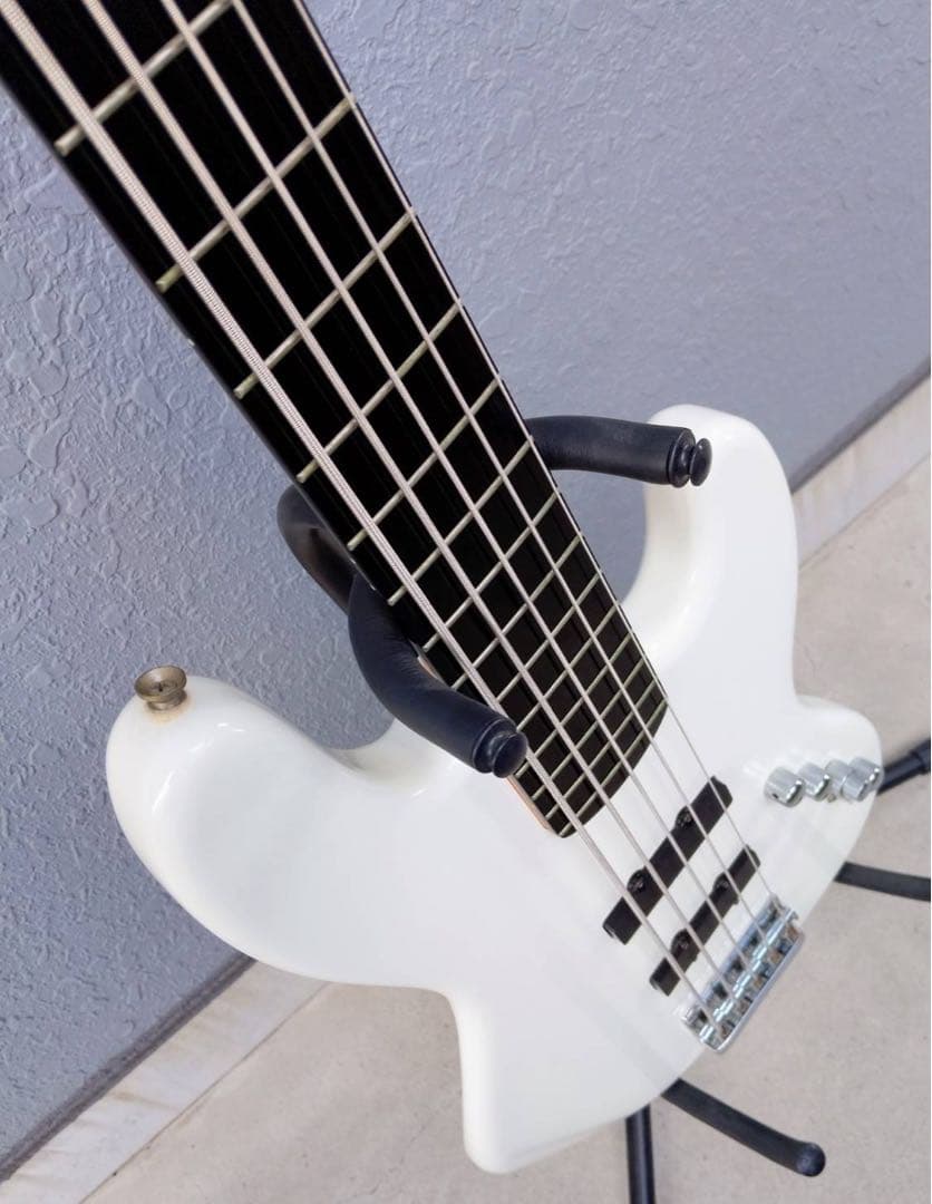 ベース Squier by Fender DeluxeJazzBass Active V