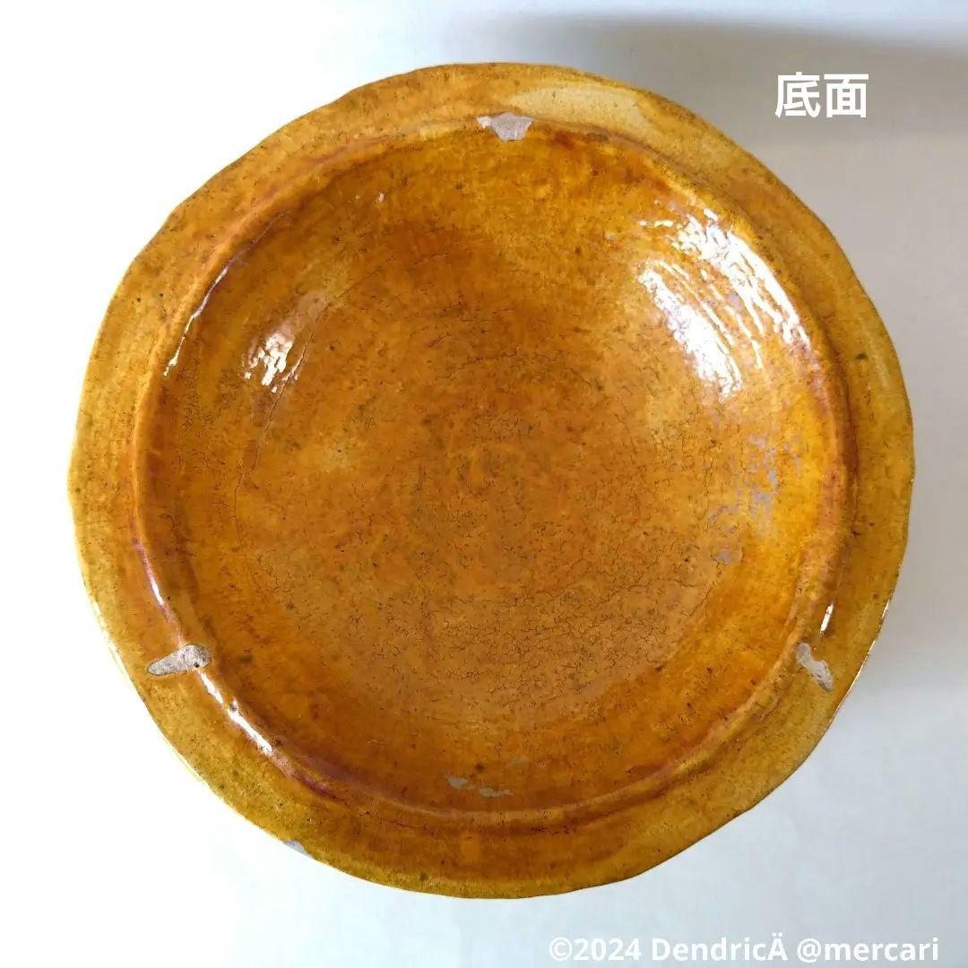 中国アンティーク陶器　遼三彩風　印花牡丹紋硯　アジア