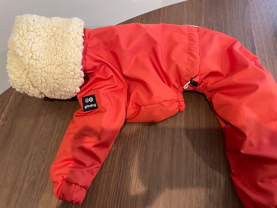 イタグレ　グレインドック　スノースーツ