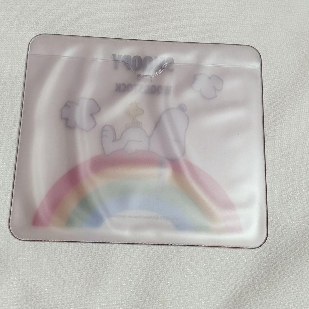 激レア　希少　スヌーピー　クリアケース　収納　レトロ　虹