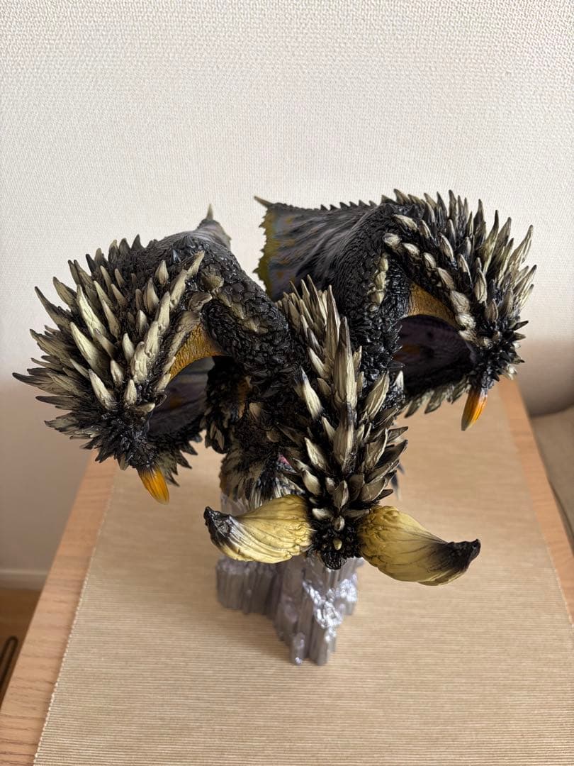 ネルギガンテ　クリエイターズモデル　復刻版　完成品フィギュア