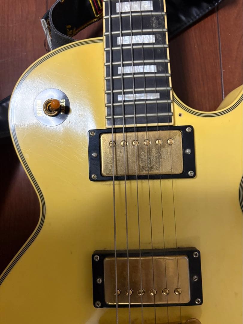 レスポールスタイル エレキギター クリーム色