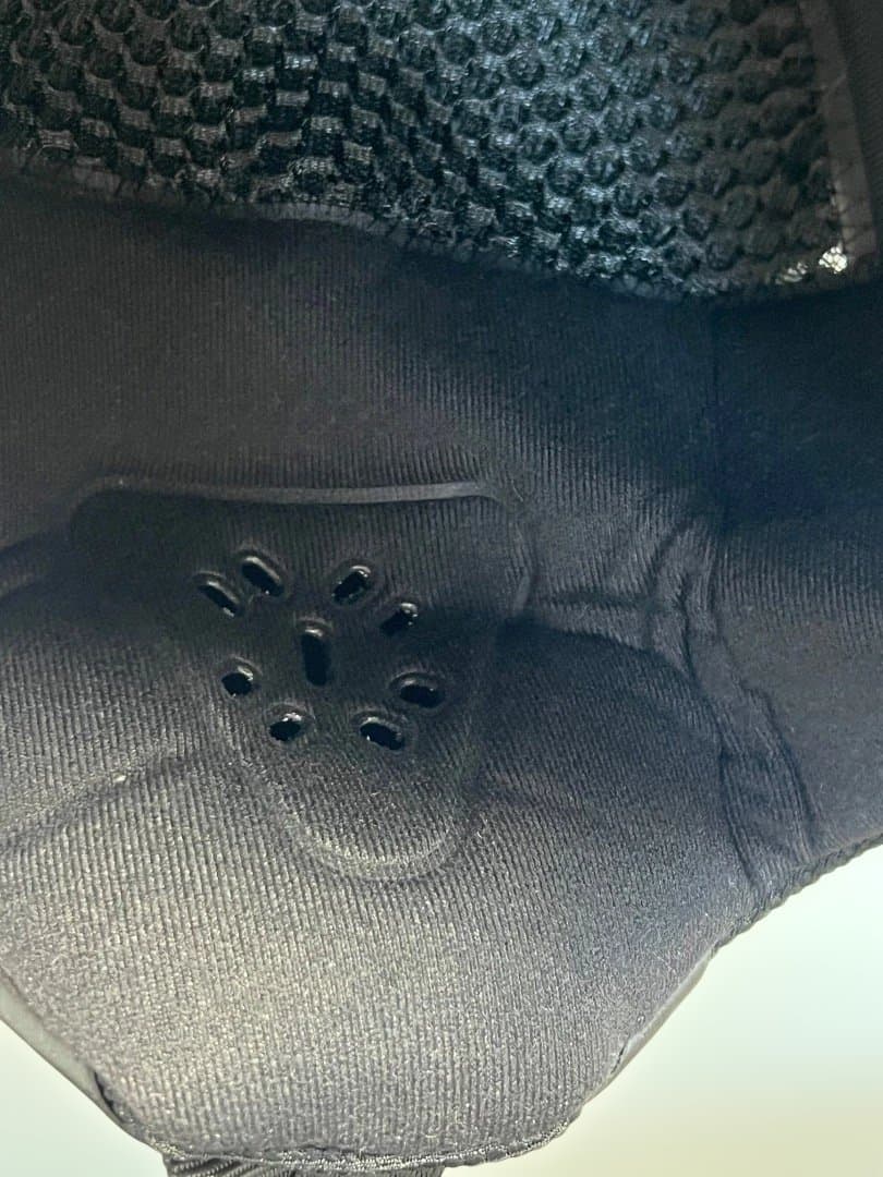 salomon スノーボードヘルメットPIONEER LT ROUND FIT