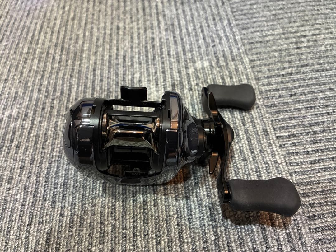 使用３時間　超美品　25 IMZ TW 100XHL-C 左ダイワ値下げ不可。