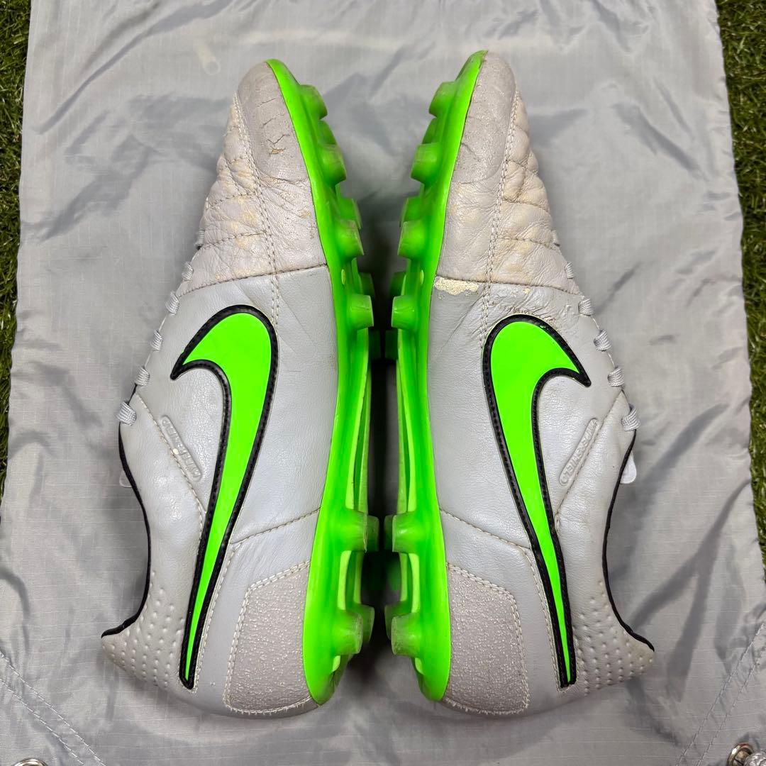 NIKE Tiempo Legend Ⅴ HG-E 25cm