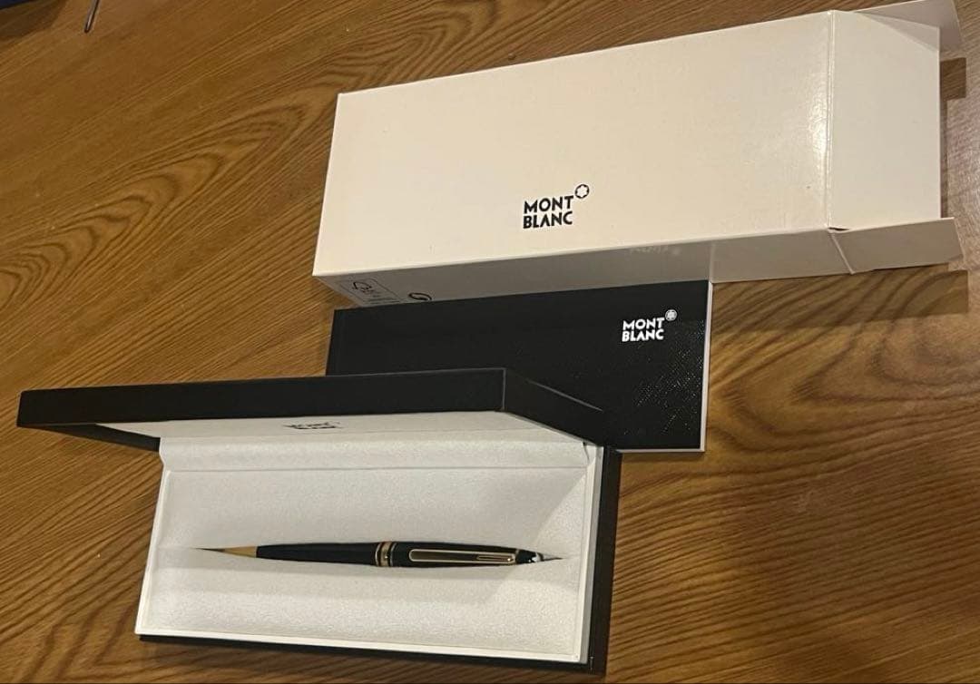 MONT BLANC 黒ボールペン ゴールド装飾