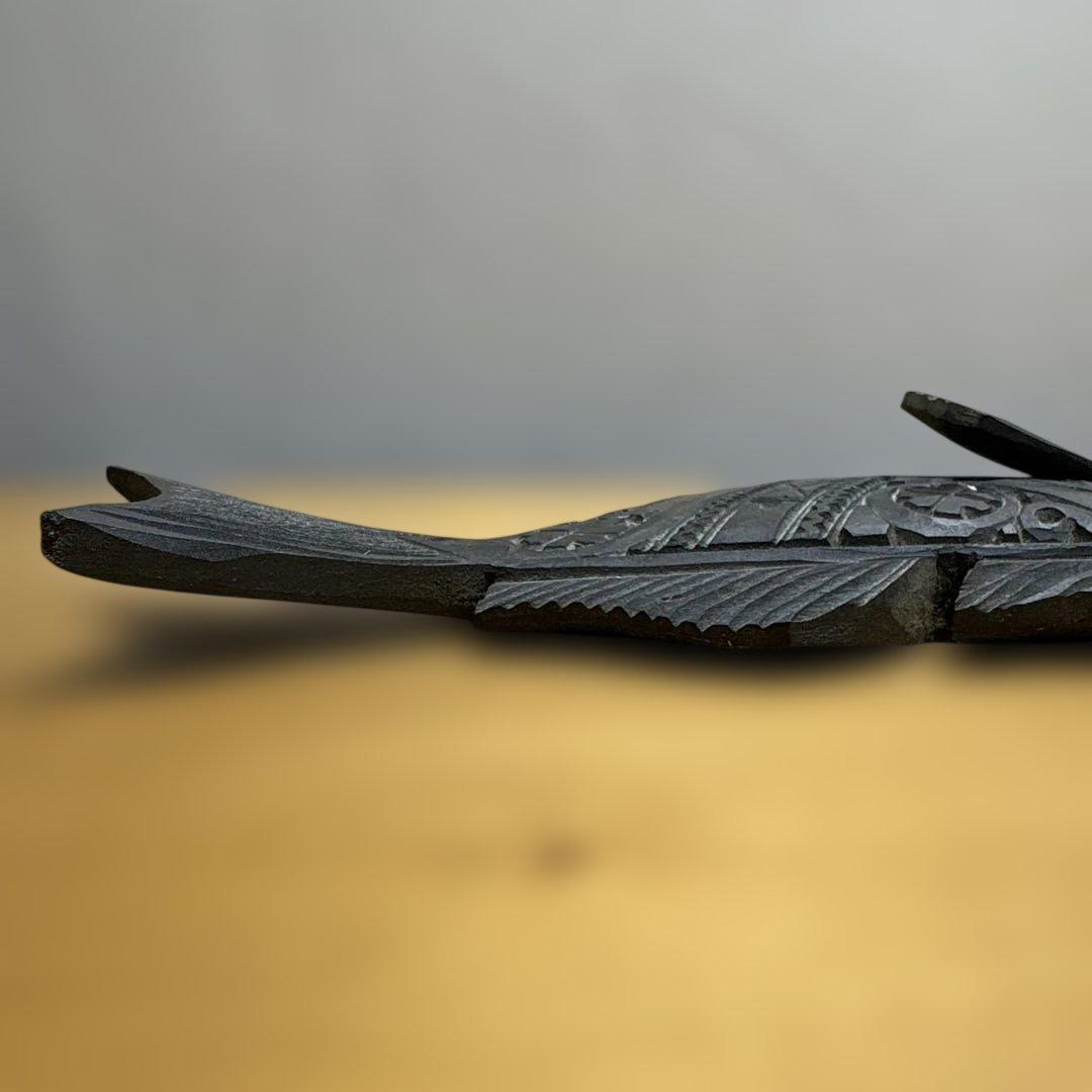 阿部紀男「魚」アイヌ文様パネル張り