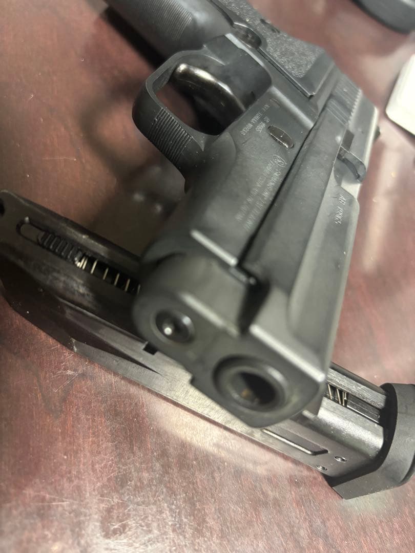 タナカ　シグ　SIG P229 ブローバックガスガン　中古(ガス漏れ有り)