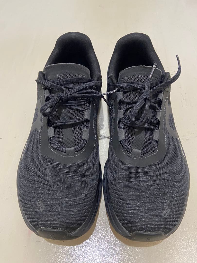 スパイク・シューズ On Cloudmonster 27.5cm