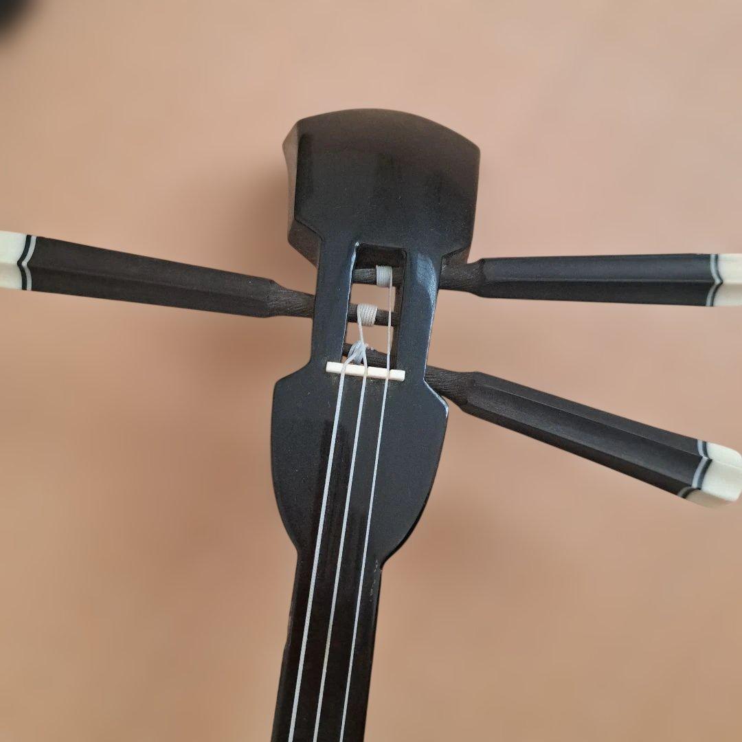 三線本体 ヘビ皮模様 黒　人工