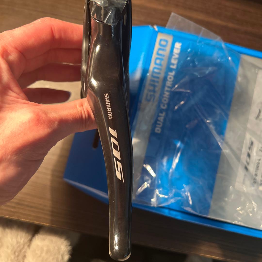 Shimano 105 デュアルコントロールレバー