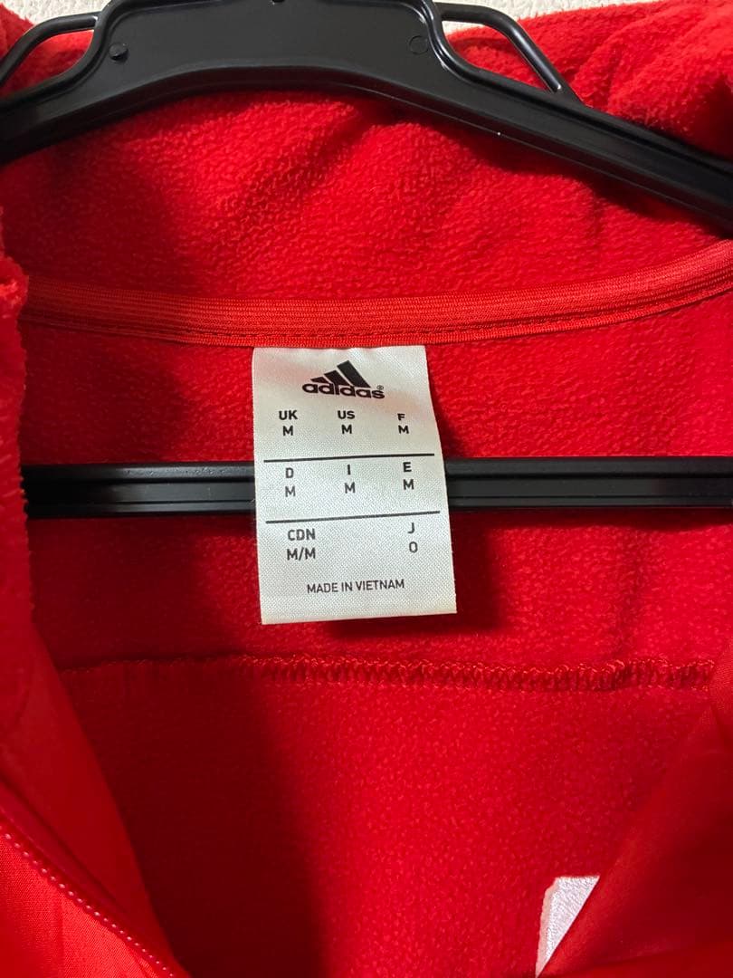 FCバイエルンミュンヘン 支給 トレーニングトップ