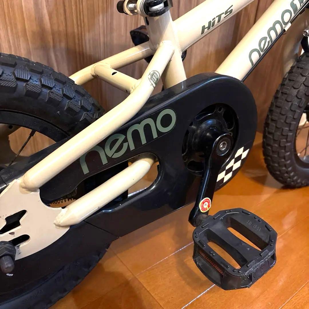 nemo 1.2 幼児用　12インチ　自転車　ベージュ Hits 補助輪付き
