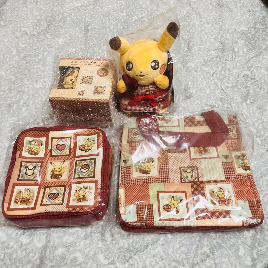 Pikachu’s Sweet Delivery ピカチュウ