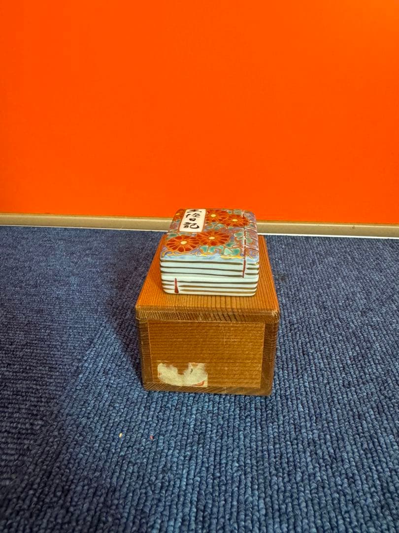 1687 京焼　高野昭阿弥造　色絵　土佐日記冊子　香合　共箱