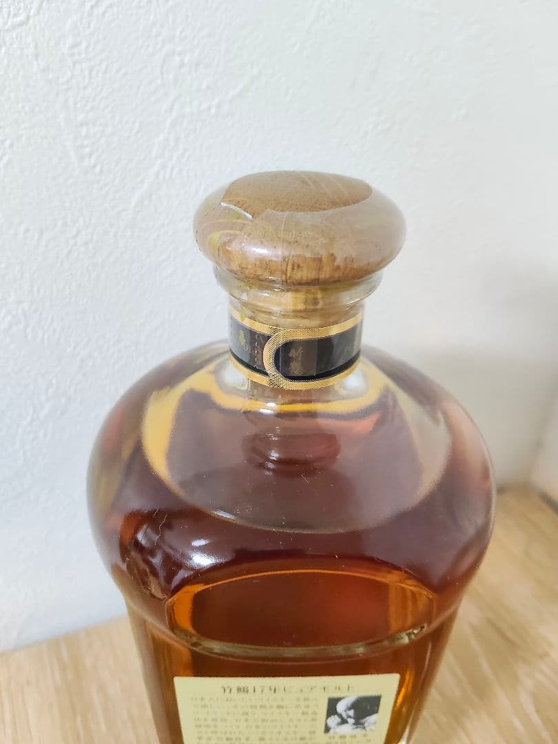 旧ラベル！竹鶴17年ピュアモルト　700ml【古酒・未開封】