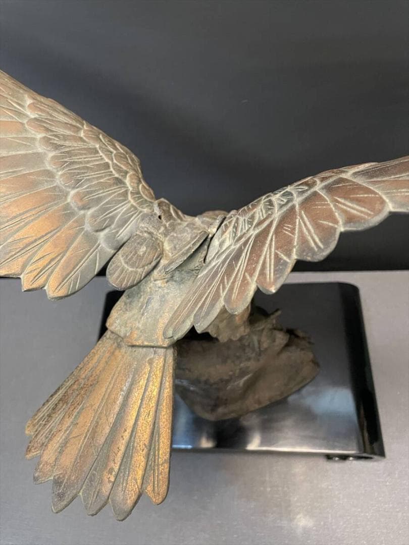 限定値下　まごころ堂　銅器の鷹　銅製　置物　5783