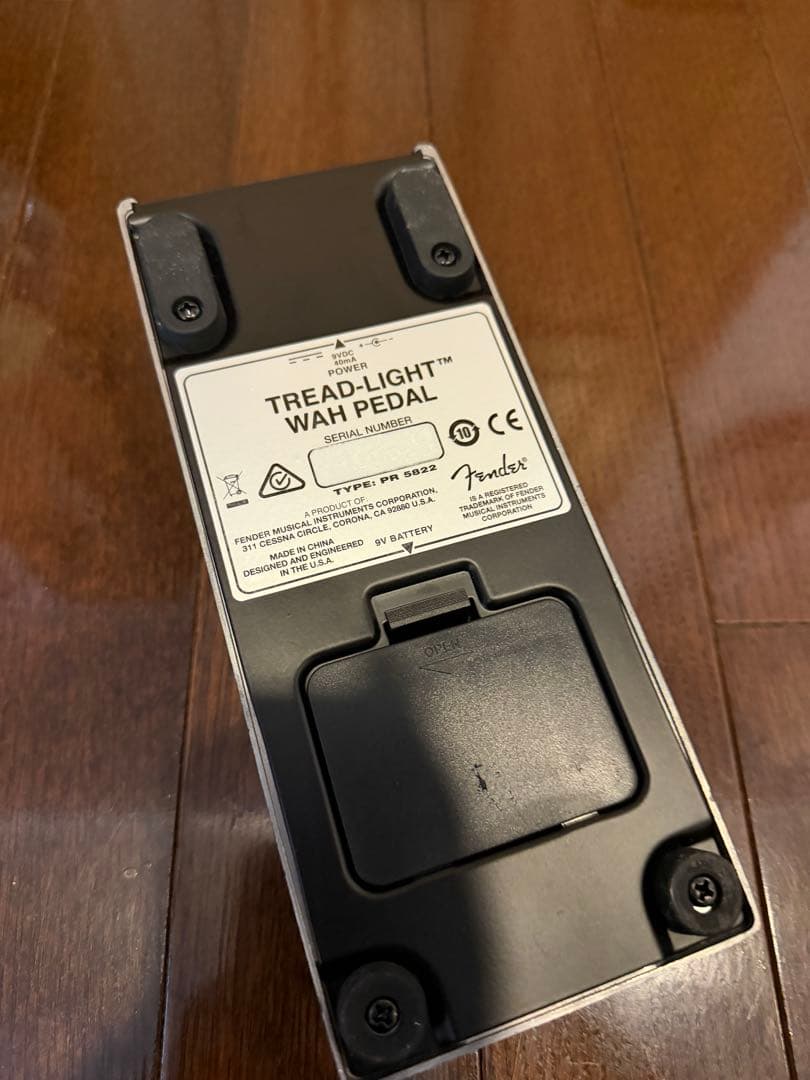 ギター Fender TREAD LIGHT WAH PEDAL