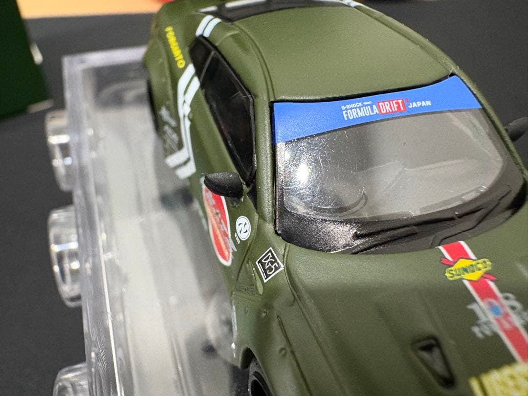 MINI GT LBWK Zero Fighter GT-R R35 香港限定