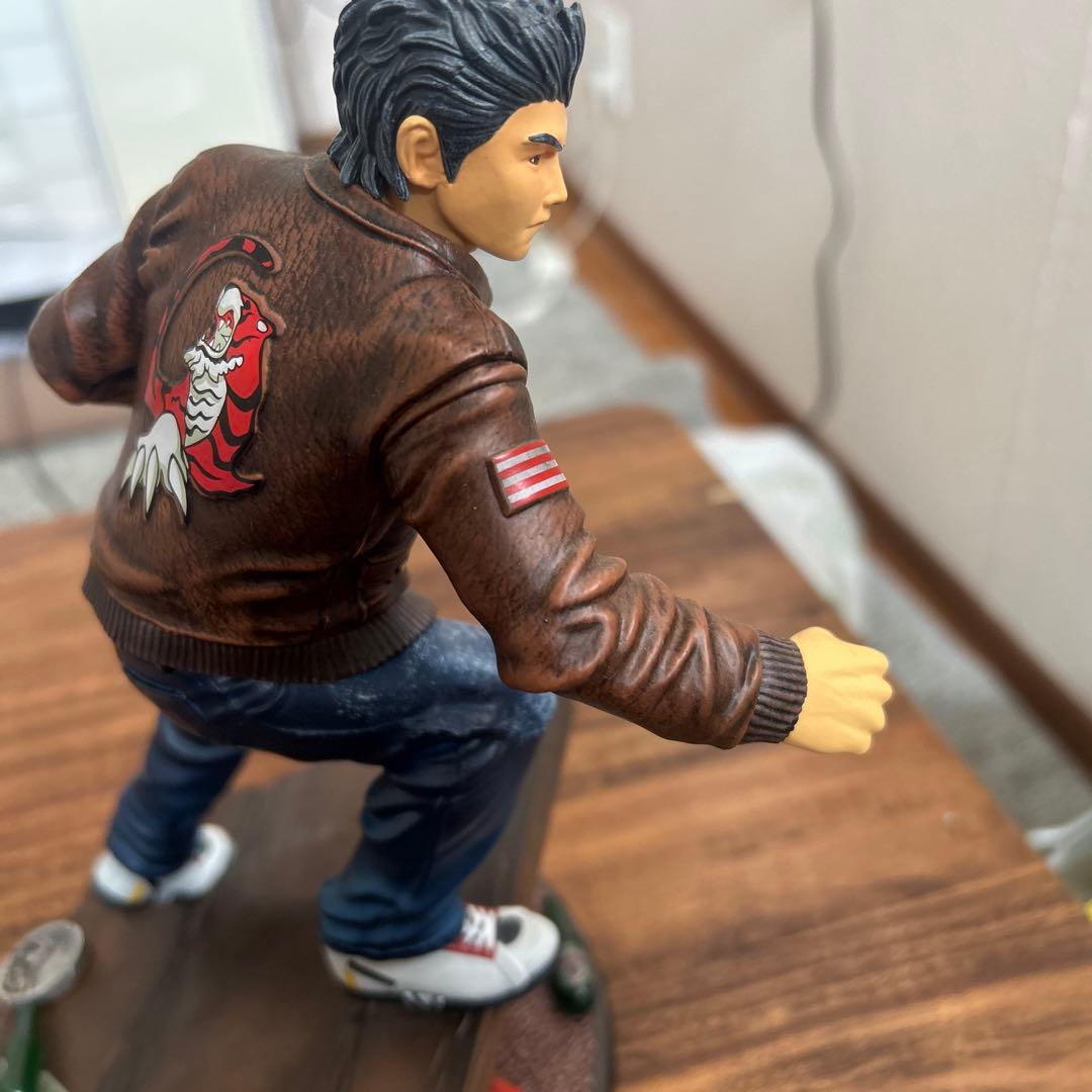 ナムスカル シェンムー芭月涼10インチスタチュー