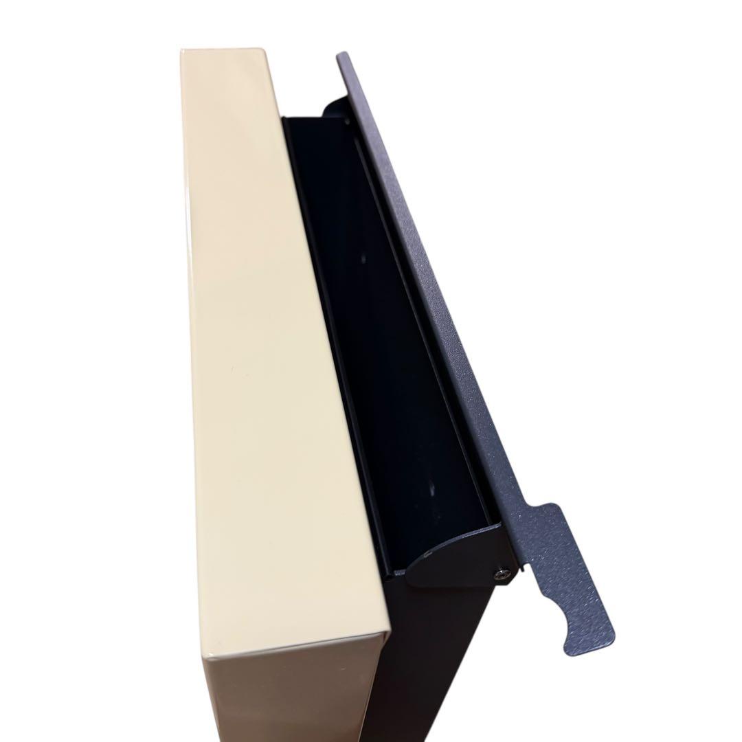 ドイツ製 Serafini 高級 メールボックス 鍵付き 未使用品 アイボリー