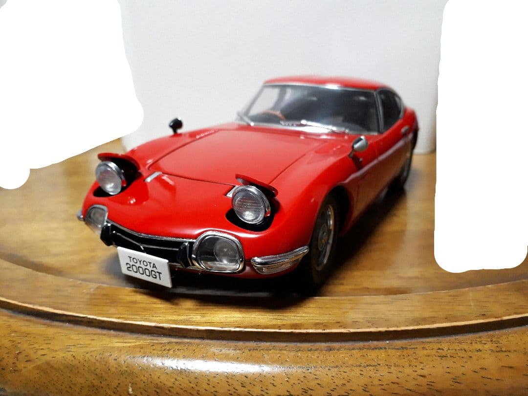 トヨタ 2000GT 1/18 ミニカー　オートアート