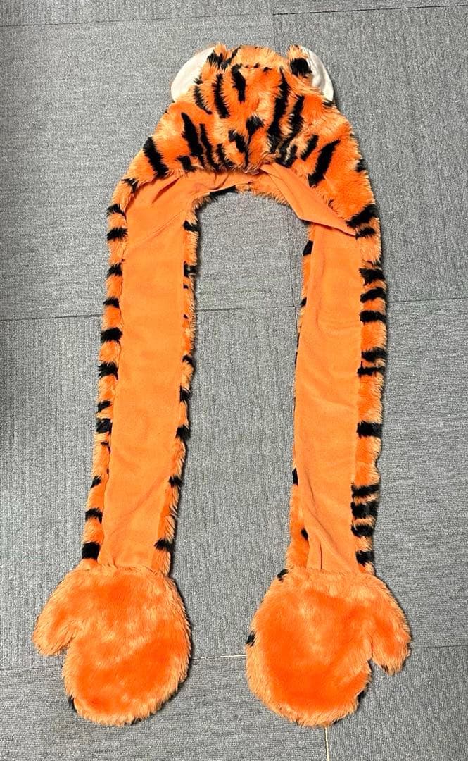 ティガー　マフラーキャップ