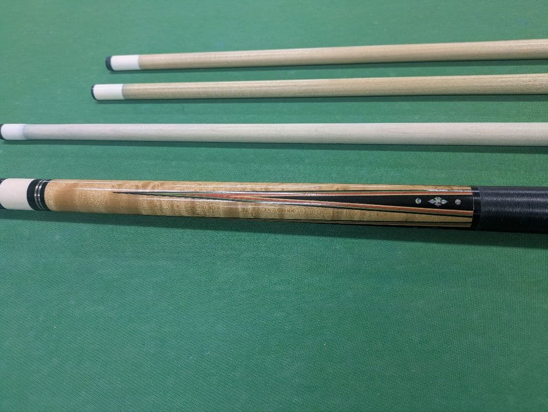 マイクグラッシー　プレイキュー