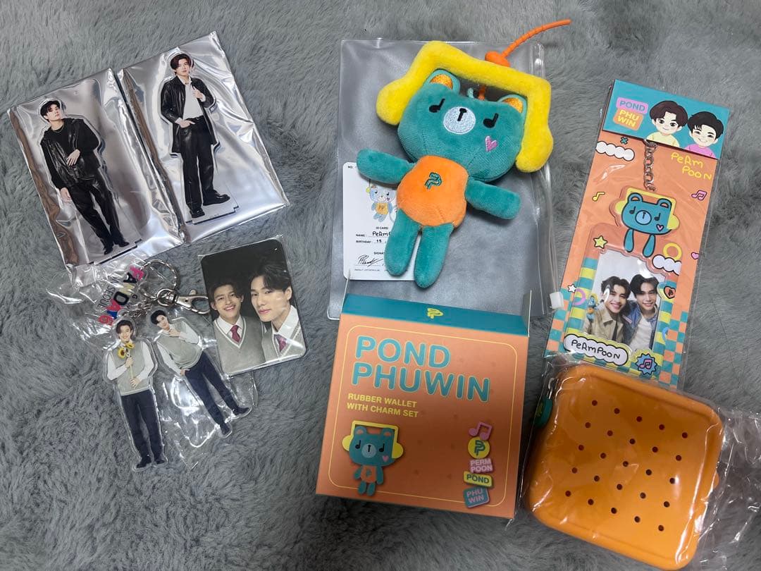 PondPhuwin グッツ各種