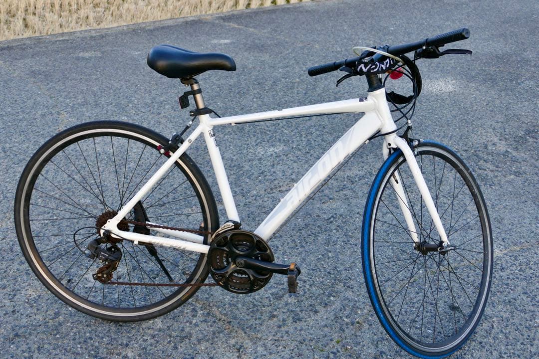 クロスバイク、サカモトテクノ エアーオン 21段変速12.2kg