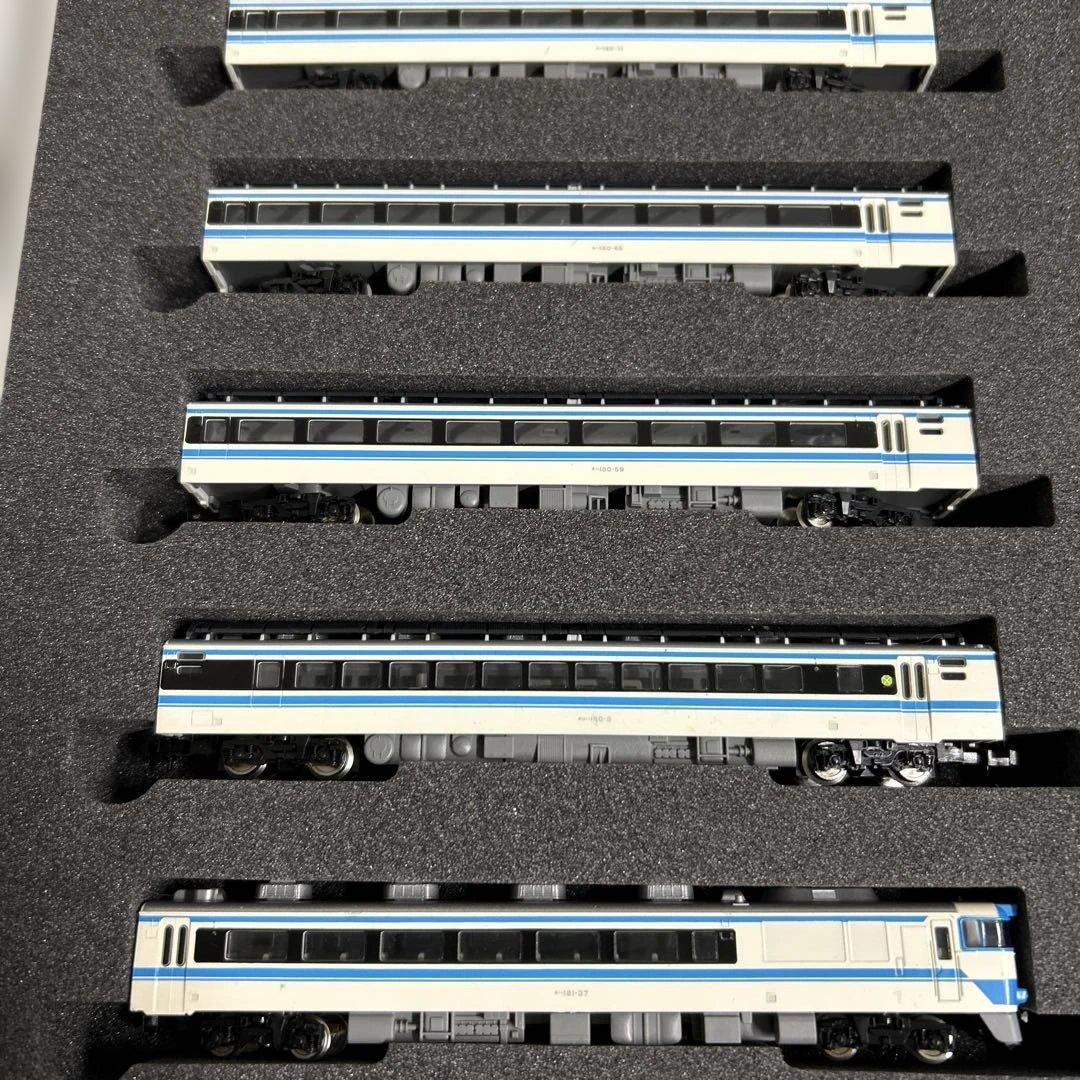 92606 トミックス　181系ディ−ゼルカ− 四国カラ−