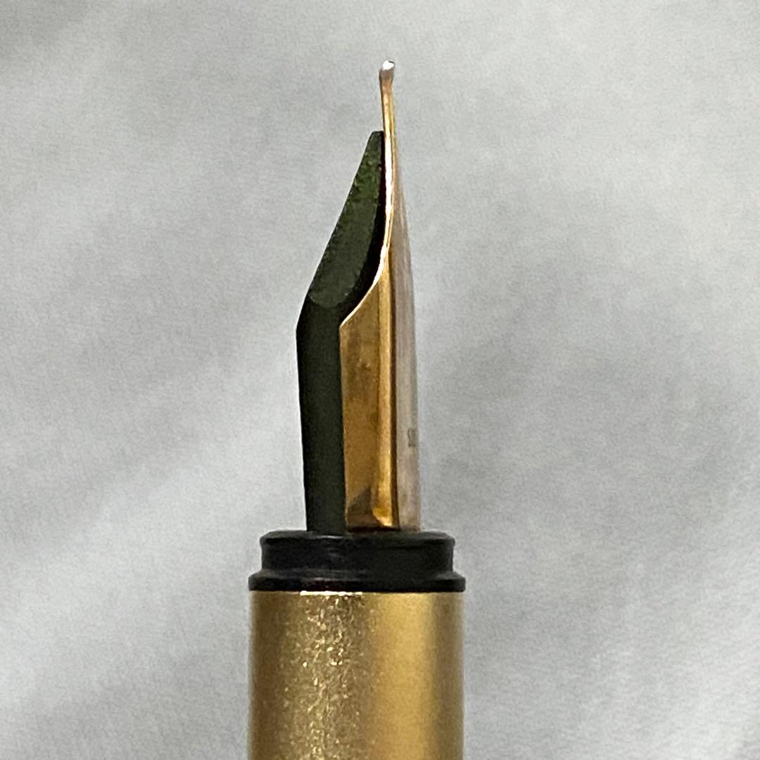 極美品　モンブランMONTBLANC ノブレス　ゴールド　万年筆　585 EF