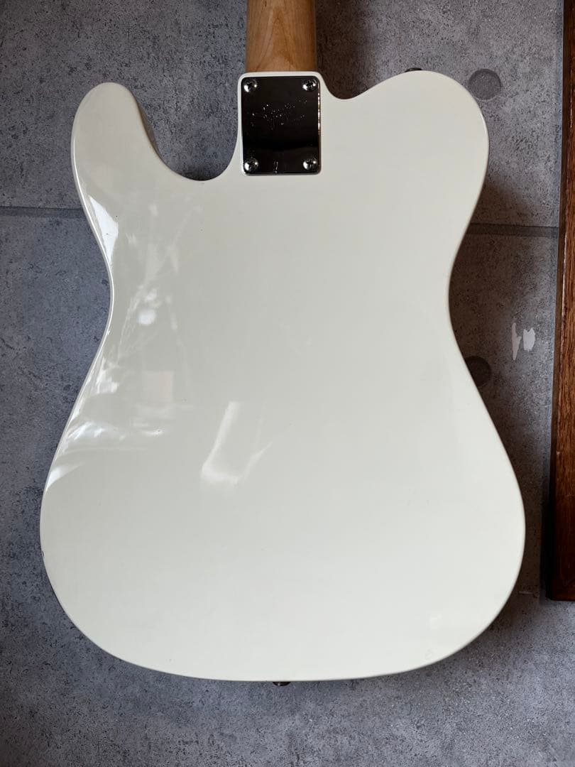 SQUIER Affinity White テレキャスター