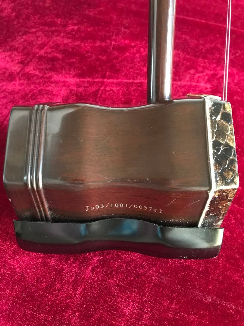 二胡★中古品★蛇本皮★音など確認済み★新品同然