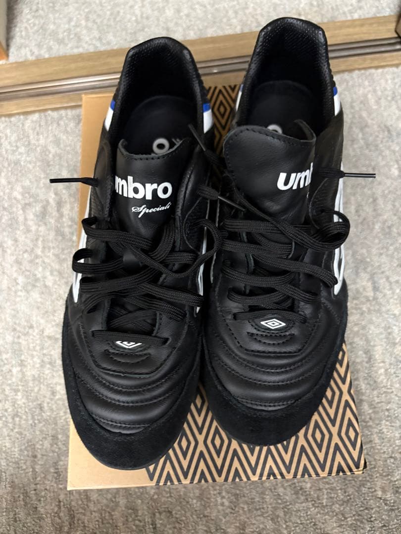 シューズ UMB SPECIALI TEAM TF
