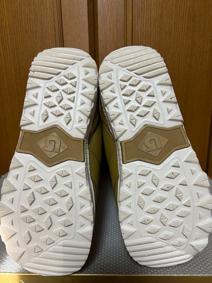 美品　BURTON MOTO BOAスノーボード　ブーツ オリーブ　28cm