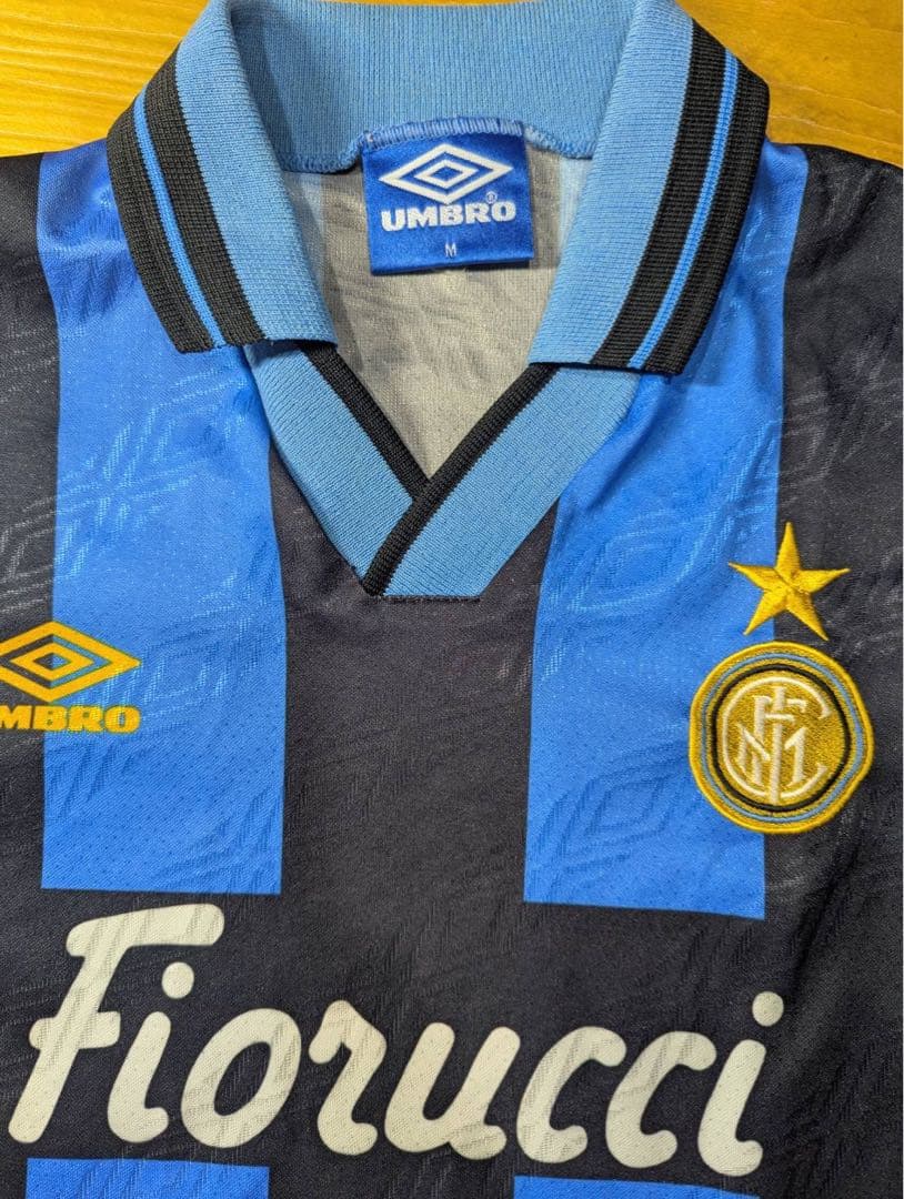インテル・ミラノ Umbro シャツ Mサイズ