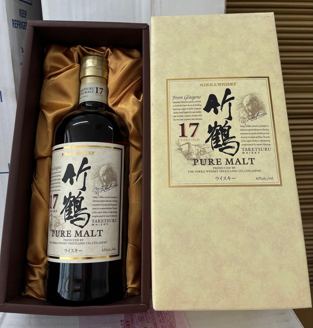 ニッカウイスキー 竹鶴 17年 ピュアモルト700ml 43%箱付き