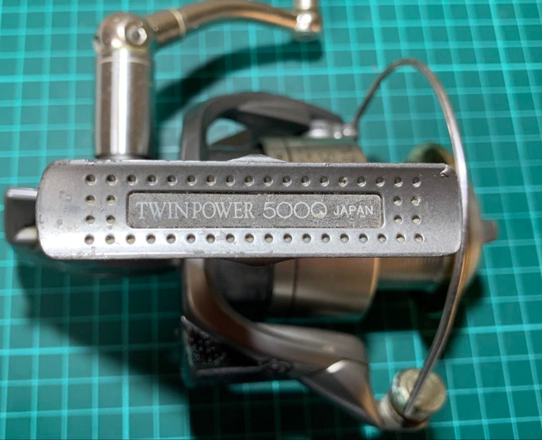 SHIMANO TWIN POWER 5000 フィッシングリール
