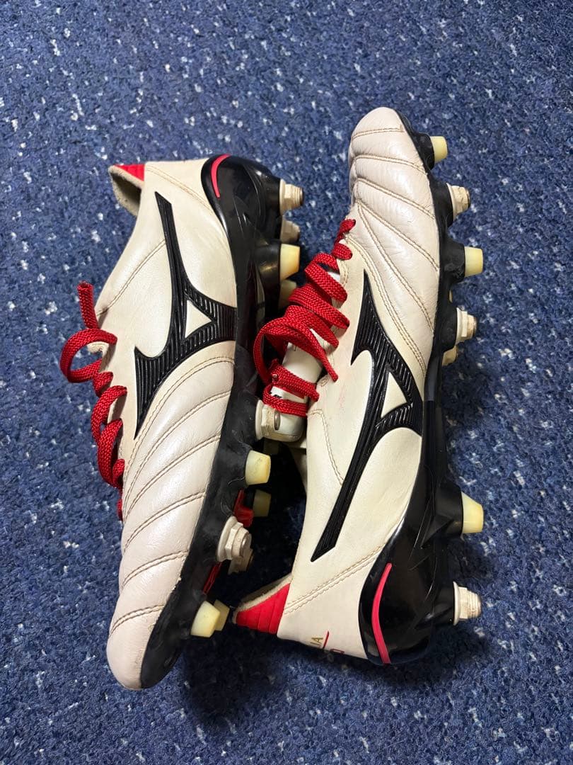 【販売終了版】Mizuno モレリアネオ2 取り替え式サッカーシューズ