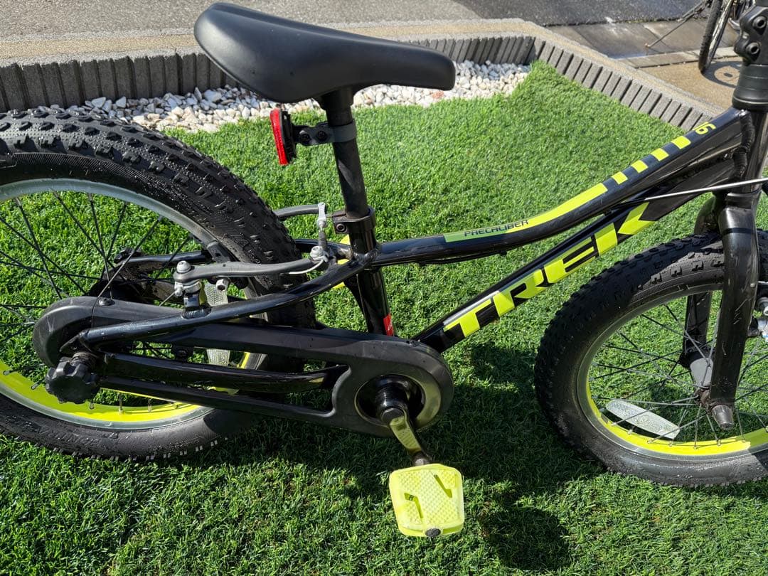 Trek 幼児用自転車 16インチ ブラック/イエロー