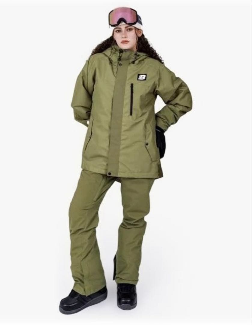 ＢＯＡＲＤＥＥ] スノボウェア レディース 上下セット