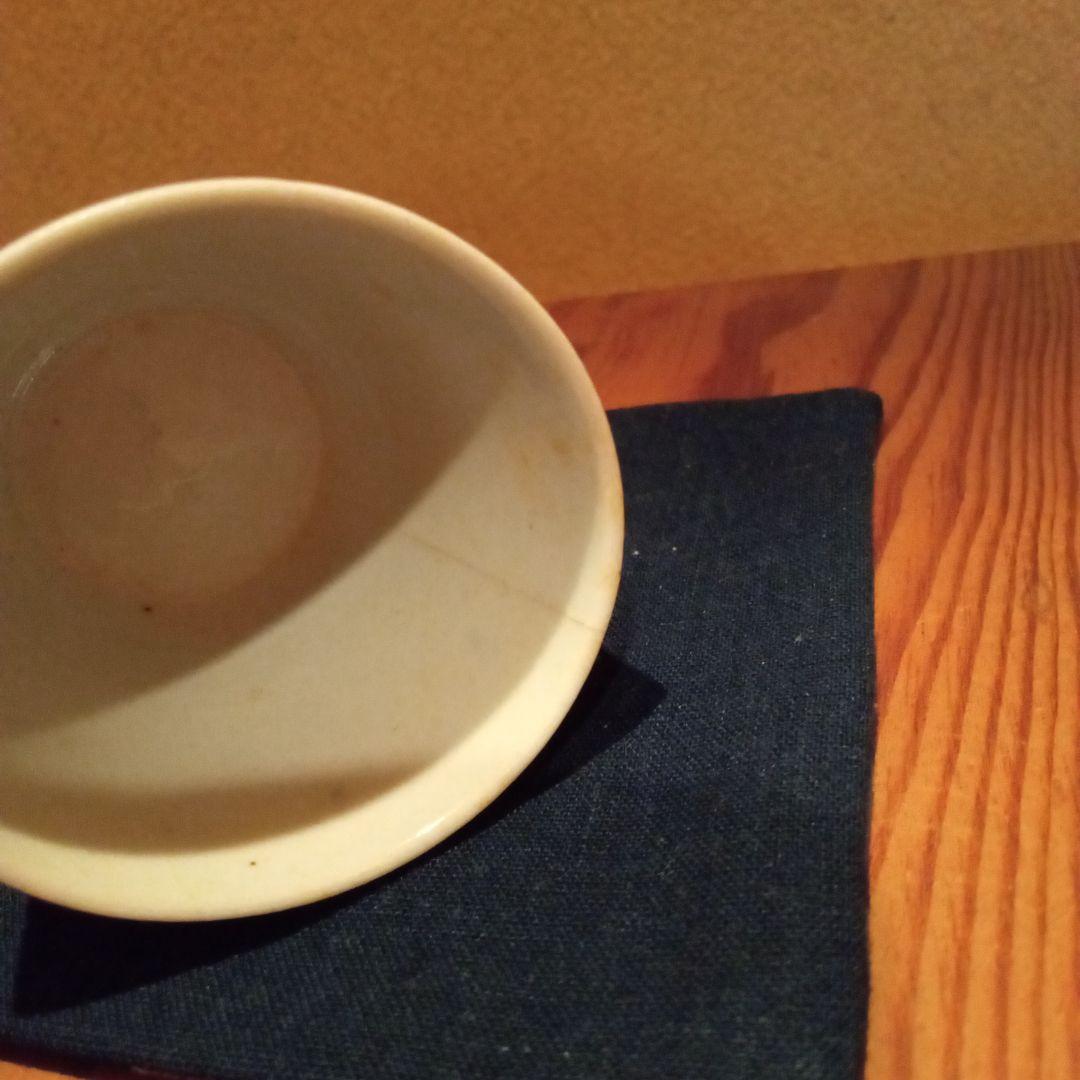 【古伊万里 （初期伊万里）】 蛸唐草紋様　蕎麦猪口　江戸初期　べた底