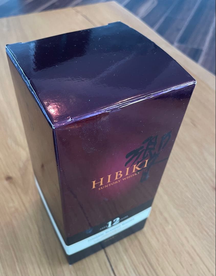 サントリー 響 12年 瓶 700ml 未開封