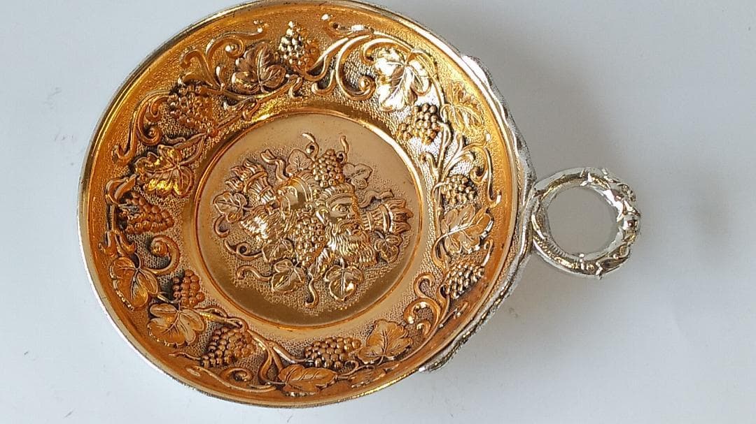 ワインテイスター ゴールドウォッシュ シルバープレート 英国製 です。B