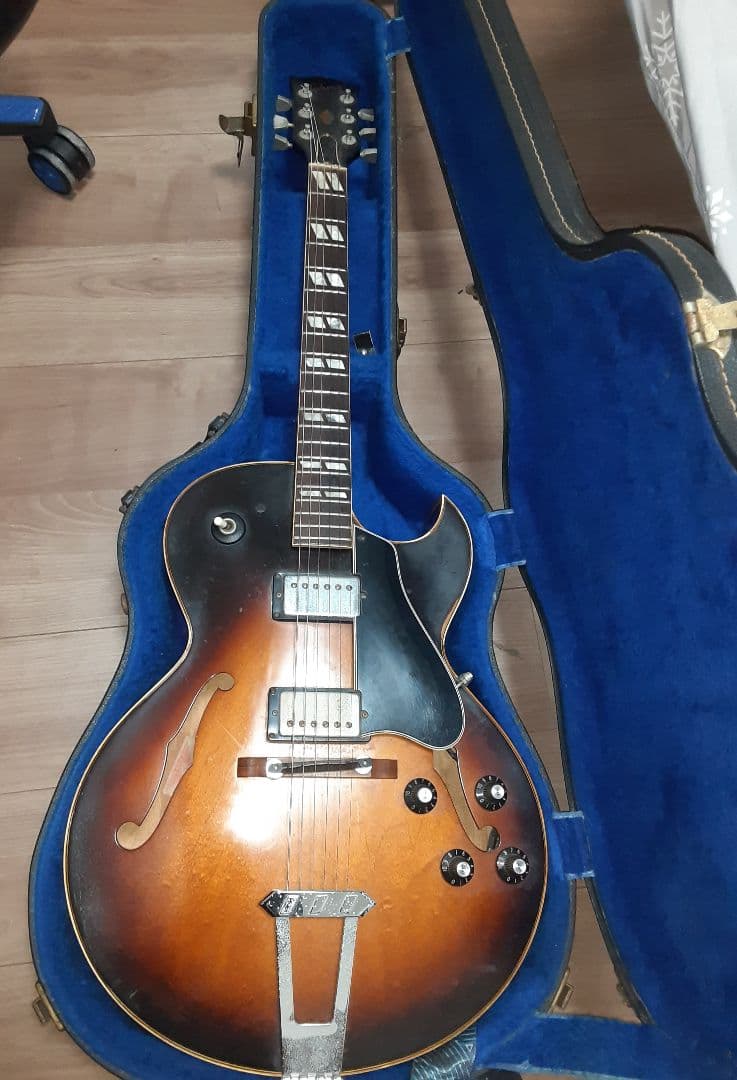 GIBSON ES-175D 1979年製 フルアコ ハードケース付き